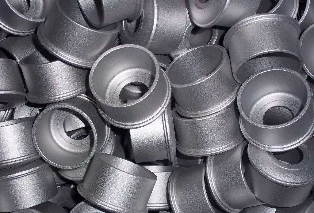 4 differences between sandblasting and shot blasting